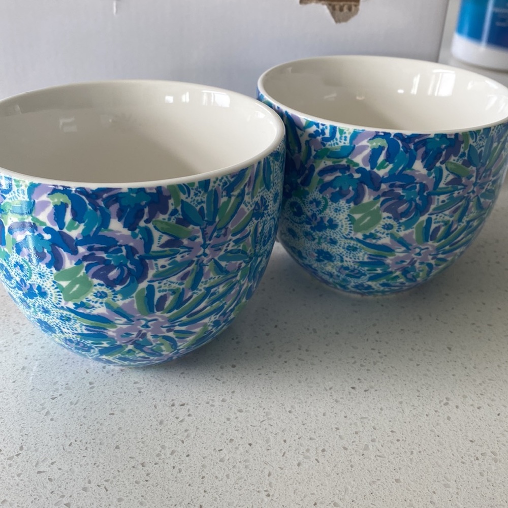 Lily Pulitzer ceramic mugs- set of 2